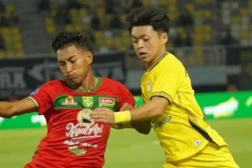 Persebaya Menang Dramatis, Blunder Ernando Disorot | Warna Muda Media