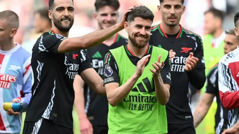 17 Pemain Arsenal Cabut Sekaligus, Termasuk Nama Besar! | Warnamuda Media