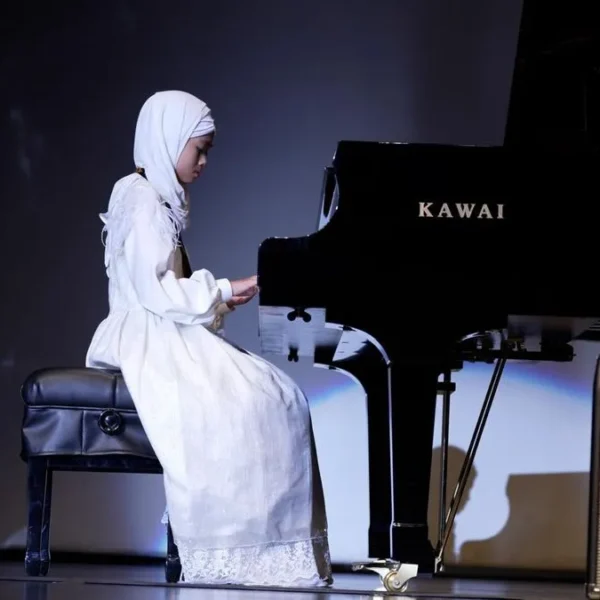 Asia All Stars Festival 2025: Kalia Sukses Raih Gold Award!