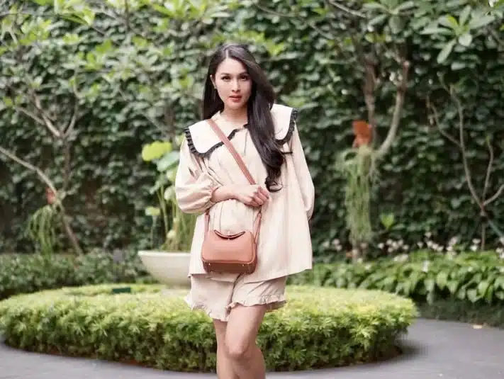 Warna Muda Media | Koleksi Tas Hermes Sandra Dewi Disita Negara, Nilainya Fantastis !