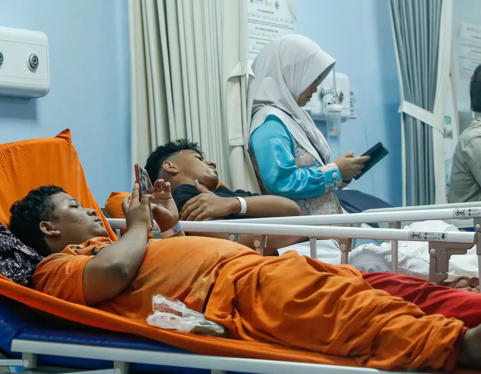 Warna Muda Media | Heboh Ledakan di SMAN 72 Jakarta Puluhan Siswa Luka!